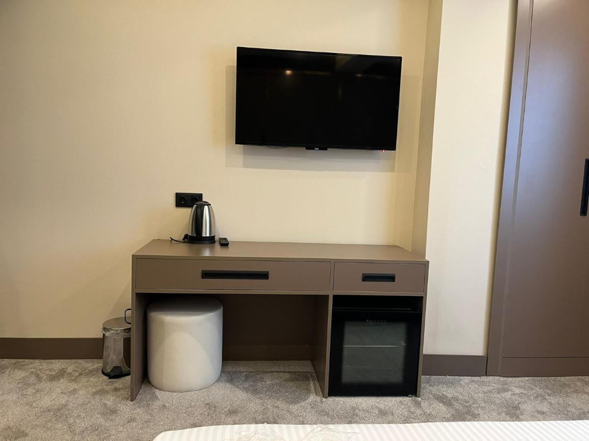 Istanblu Hotel Atasehir Стамбул Экстерьер фото