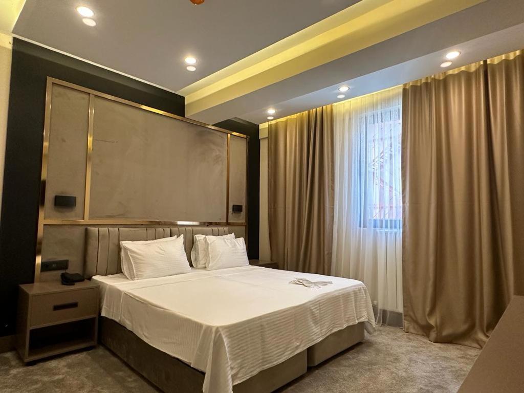 Istanblu Hotel Atasehir Стамбул Экстерьер фото