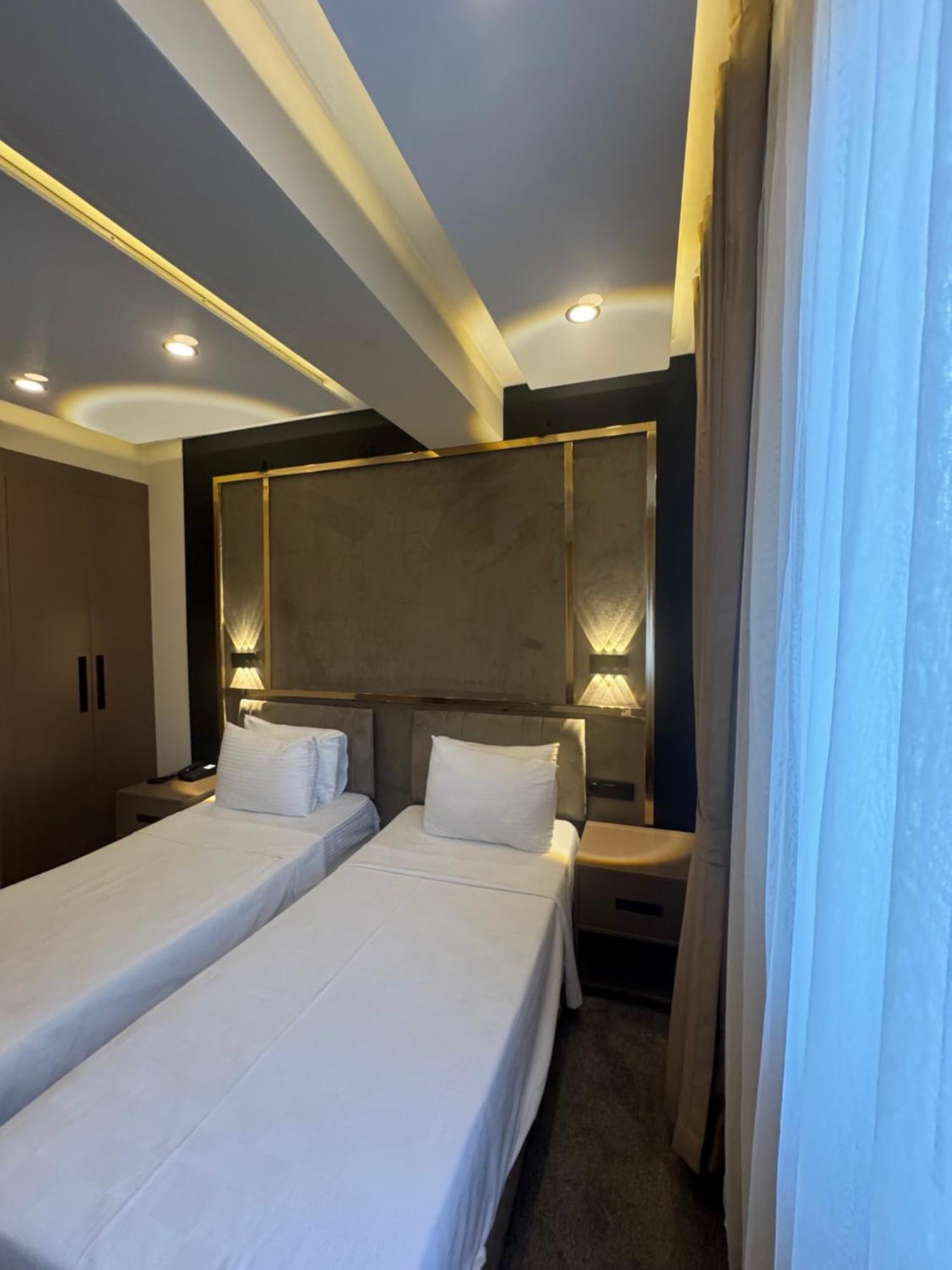 Istanblu Hotel Atasehir Стамбул Экстерьер фото